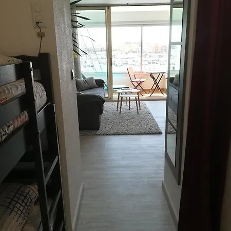 Διαμέρισμα Vue Port Avec Parking Prive, Piscine, Parc, Boulodrome