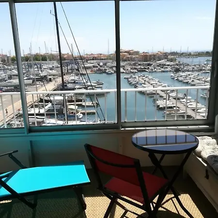 Vue Port Avec Parking Prive, Piscine, Parc, Boulodrome Апартаменты *
